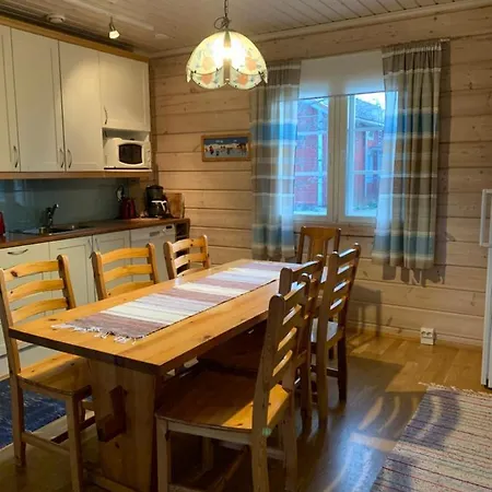 Holiday home Lomakivi