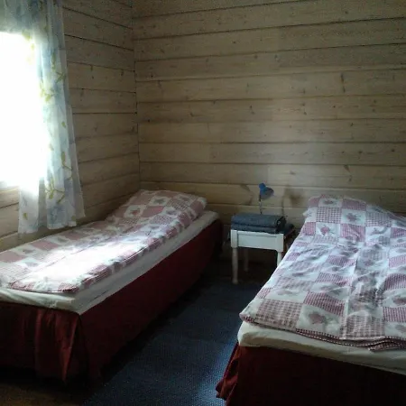 Lomakivi بيت للعطل